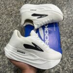 Sports Shoes